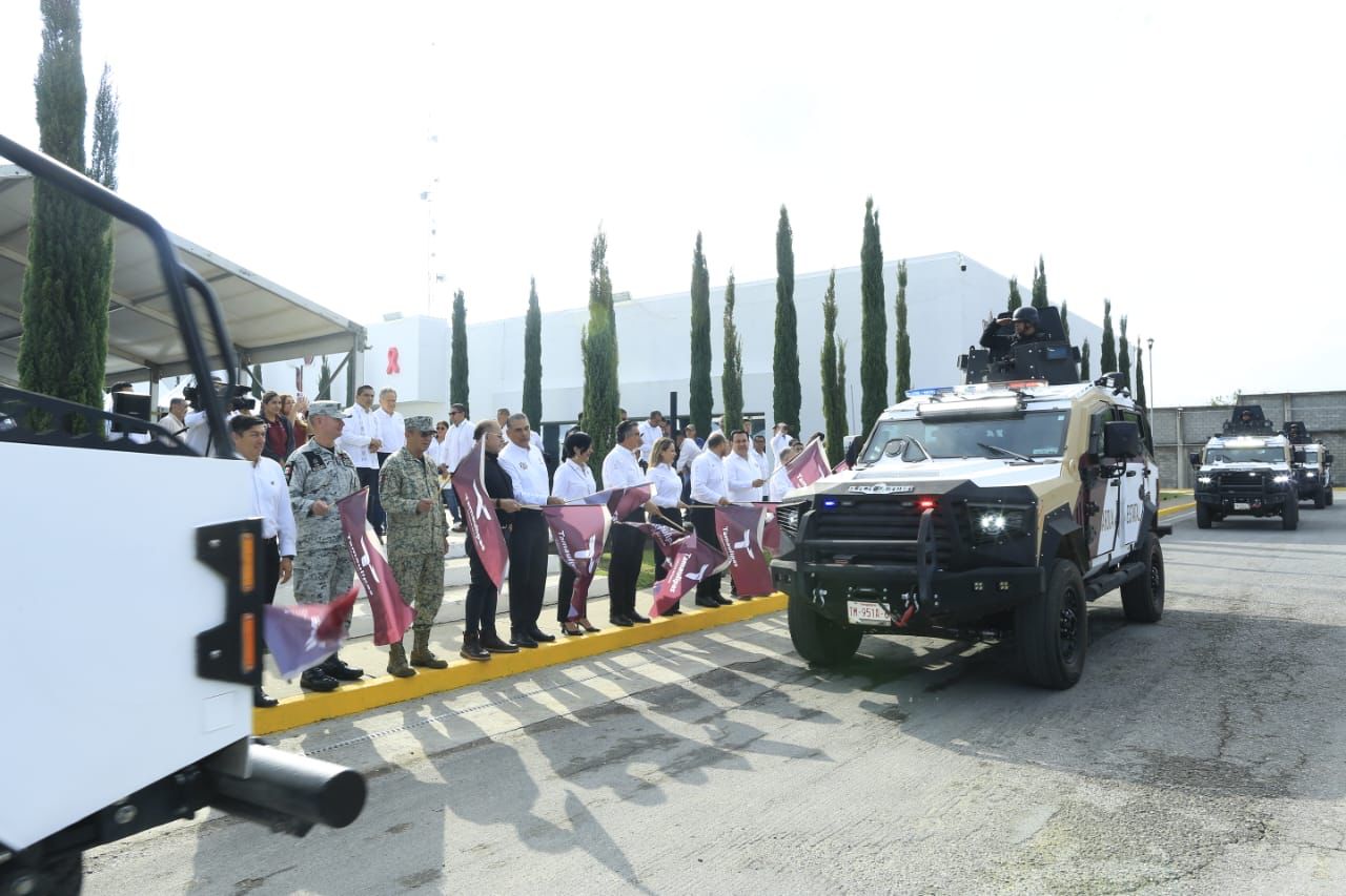Con helicóptero y víveres Tamaulipas apoya a Veracruz; gobernador llama a la población a solidarizarse