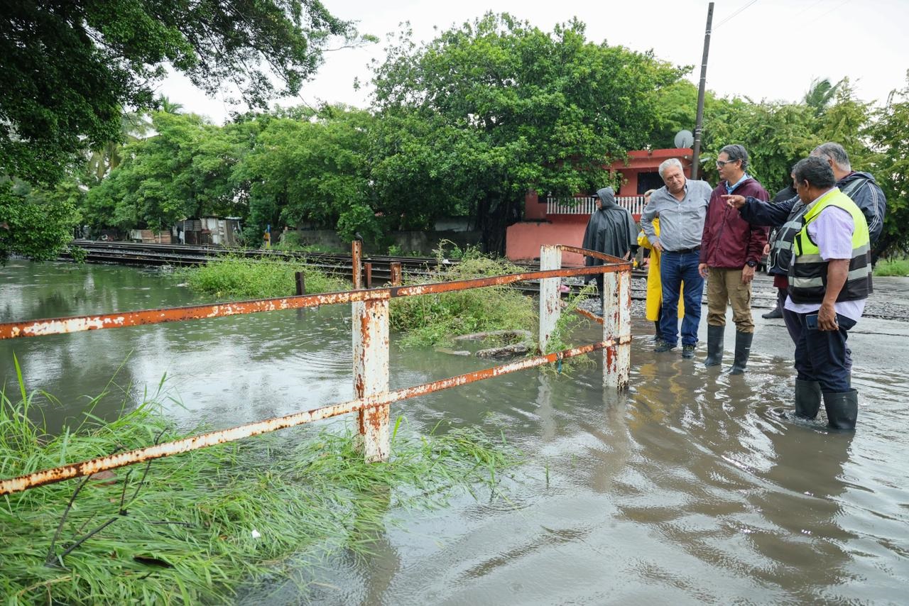 Erasmo González refuerza acciones en zonas afectadas por las torrenciales lluvias