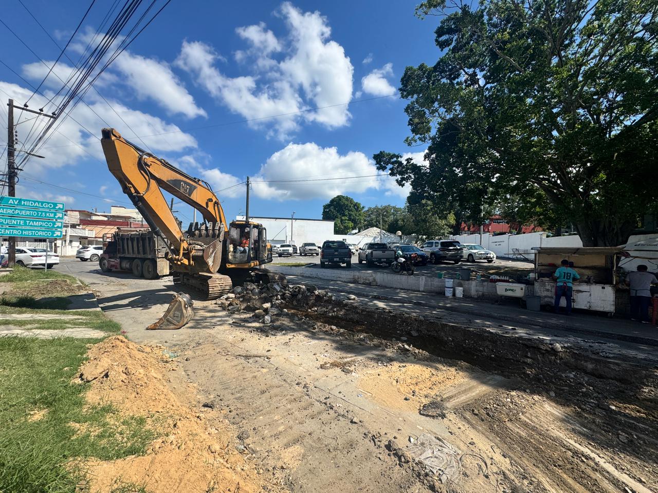 Rehabilitan colector sanitario en la colonia Campbell de Tampico