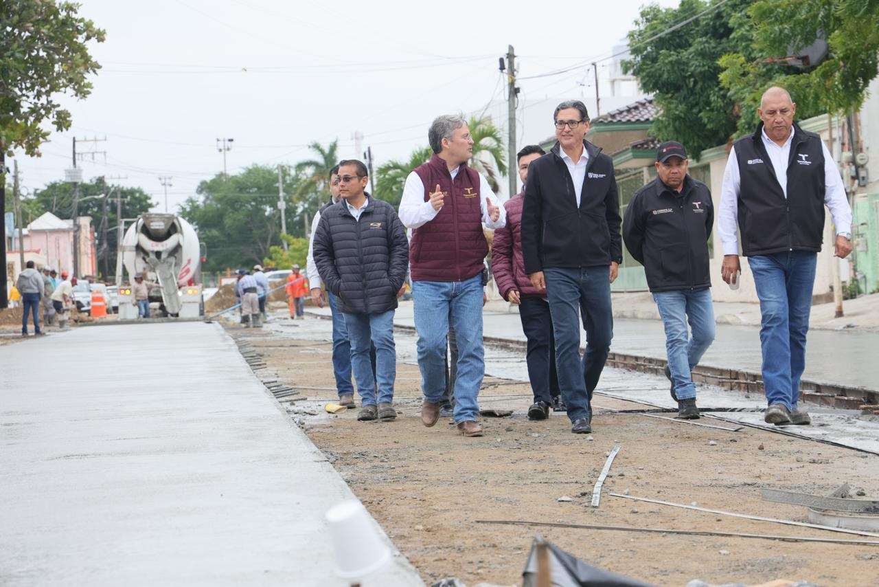*Erasmo  González y Gerente de COMAPA SUR supervisan rehabilitación integral de red sanitaria*