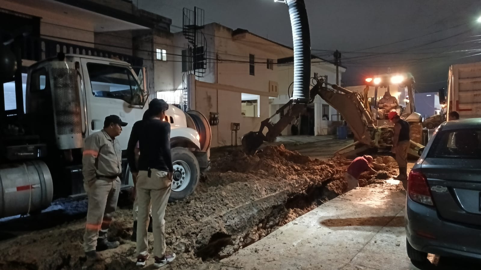 COMAPA SUR impulsa acciones decisivas para atender socavones y reforzar la red hidráulica en la zona sur