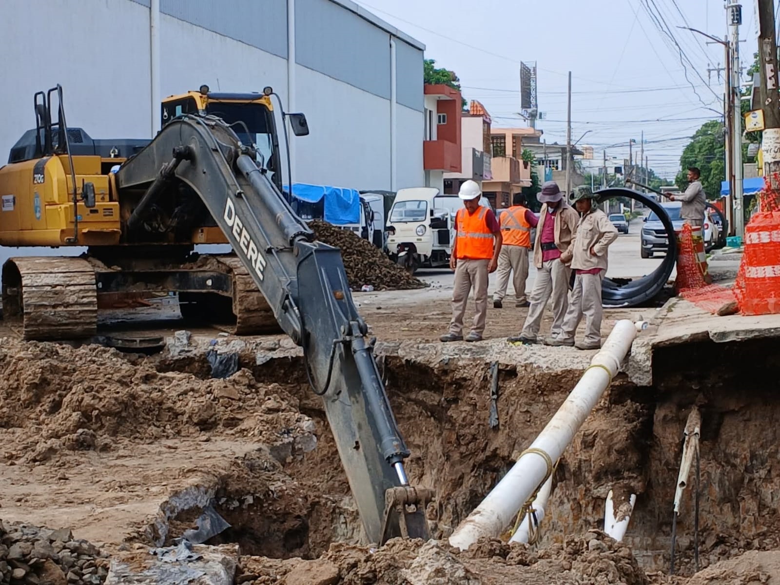 COMAPA SUR enfrenta y atiende durante 2025 una crisis de socavones sin precedentes en la zona sur