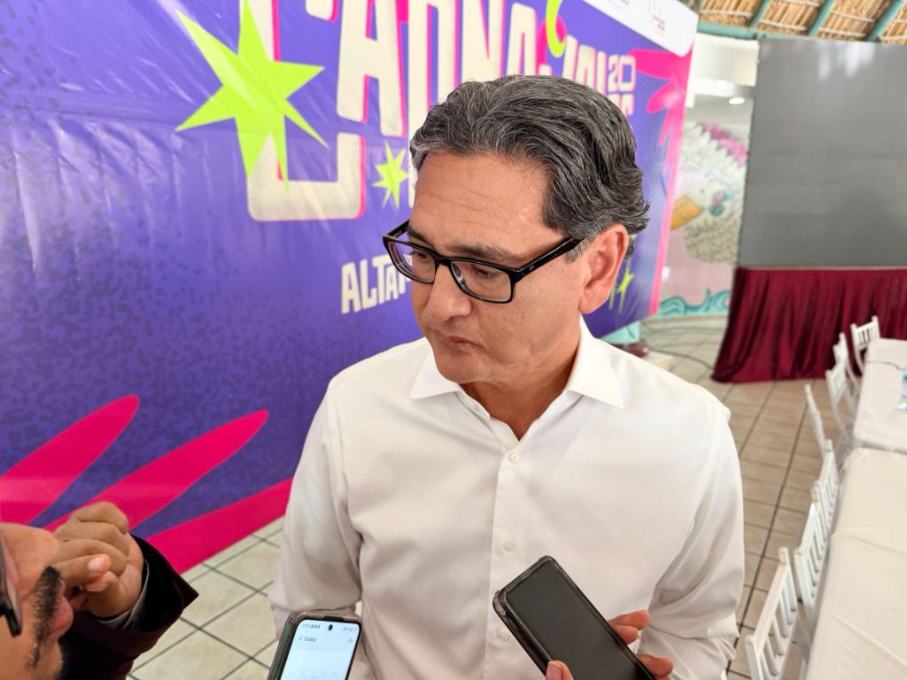 Designan a 10 agentes certificados como policías turísticos en Madero