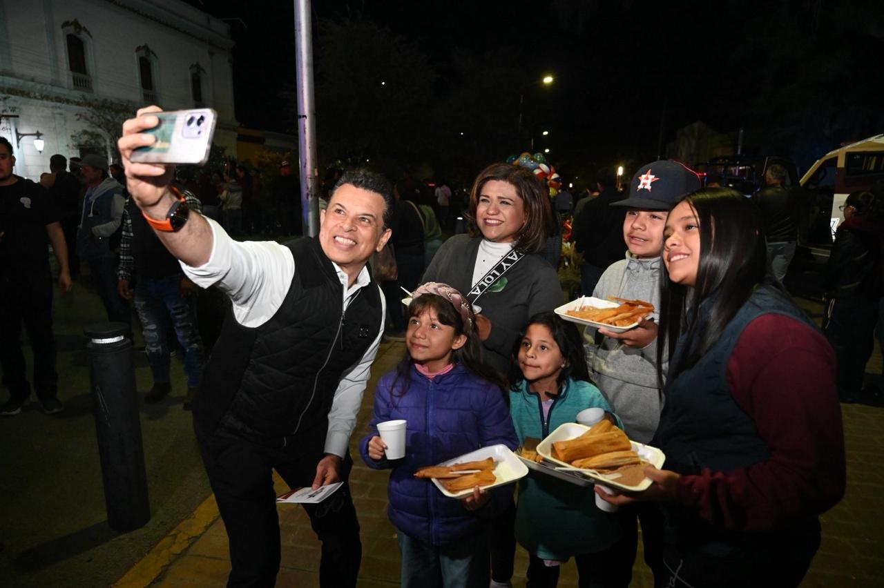 Con tamaliza celebran Día de la Candelaria en Victoria.