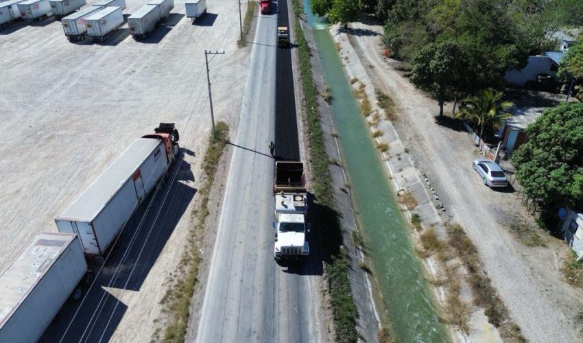 Realiza gobierno de Américo trabajos de conservación en carretera estatal Estación Calles-Xicoténcatl