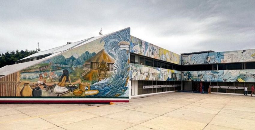 Evalúan autoridades educativas limitar el uso del celular en las escuelas