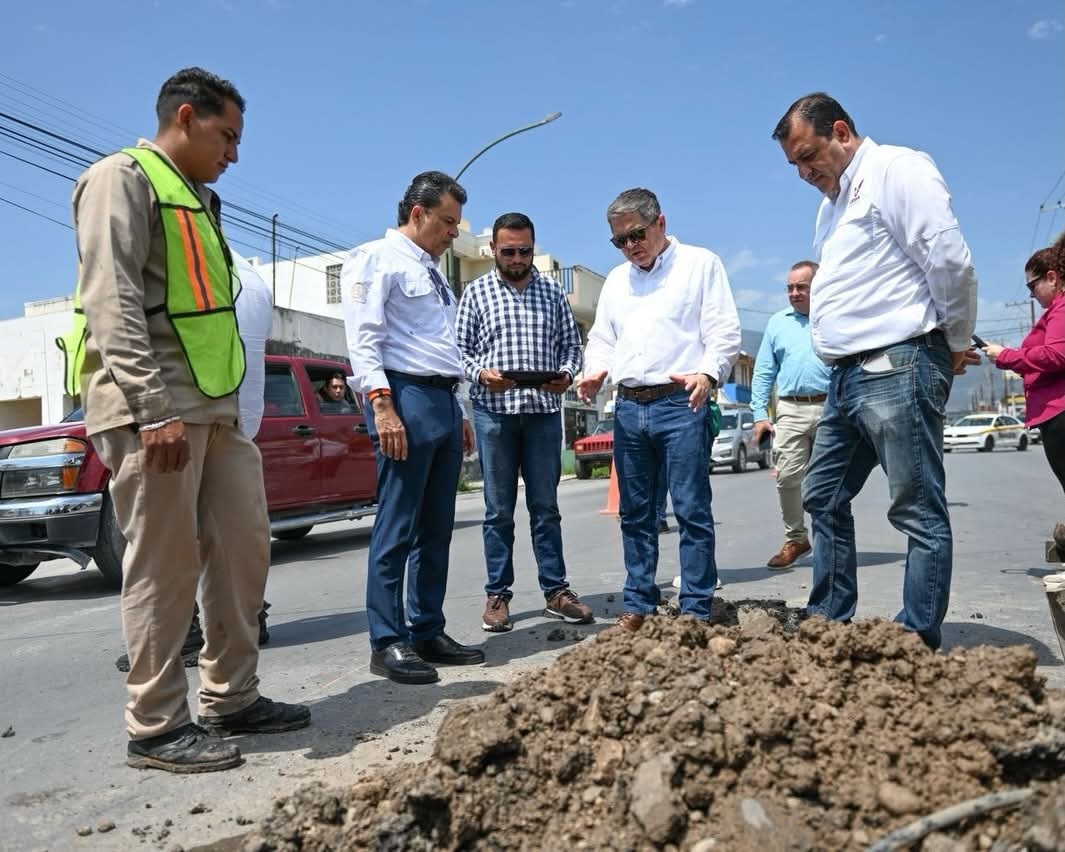 Supervisa alcalde rehabilitación de fugas y limpieza de drenes pluviales en Victoria.