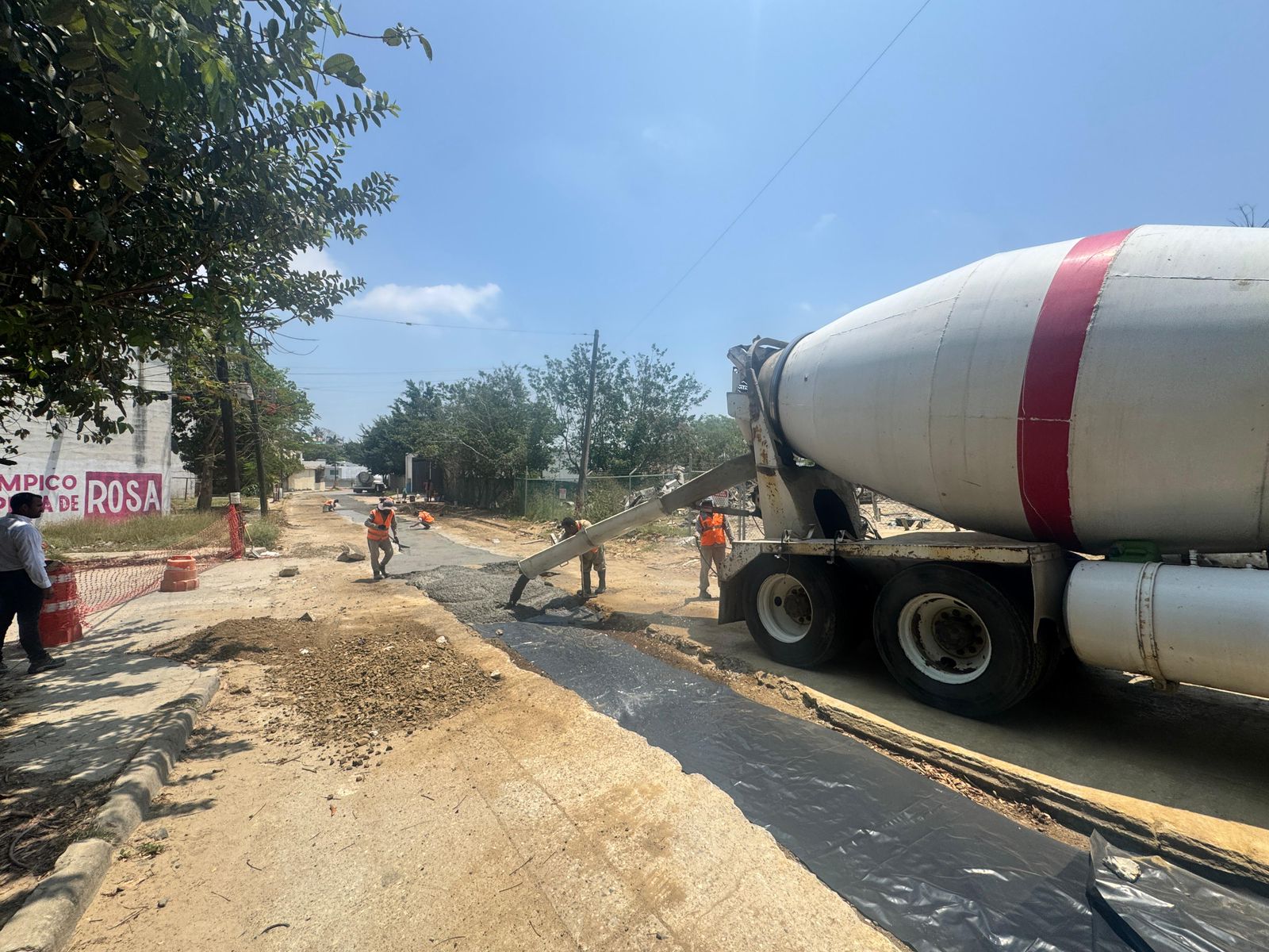 Más colonias beneficiadas con programa de reposición de pavimentos de COMAPA SUR