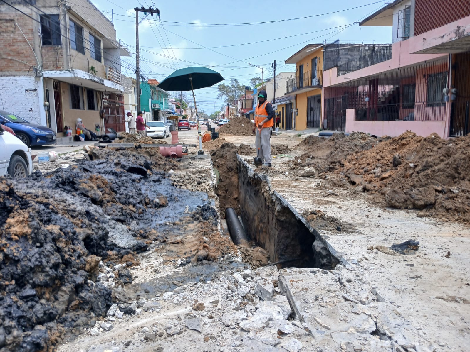 Avanza 70% rehabilitación de línea general de drenaje en la Vicente Guerrero: COMAPA